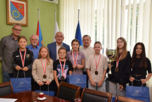 Read more about the article Piłkarki na medal