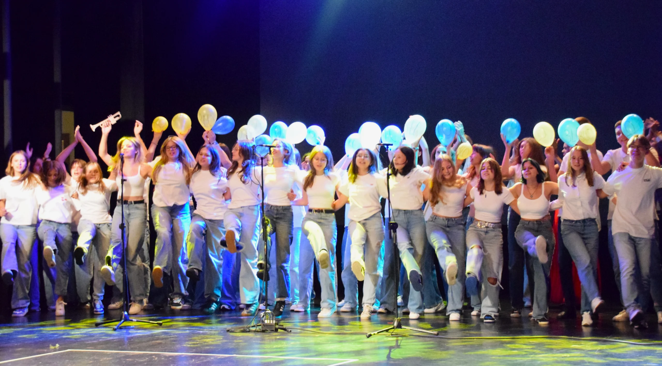 Read more about the article III LO ma 70 lat